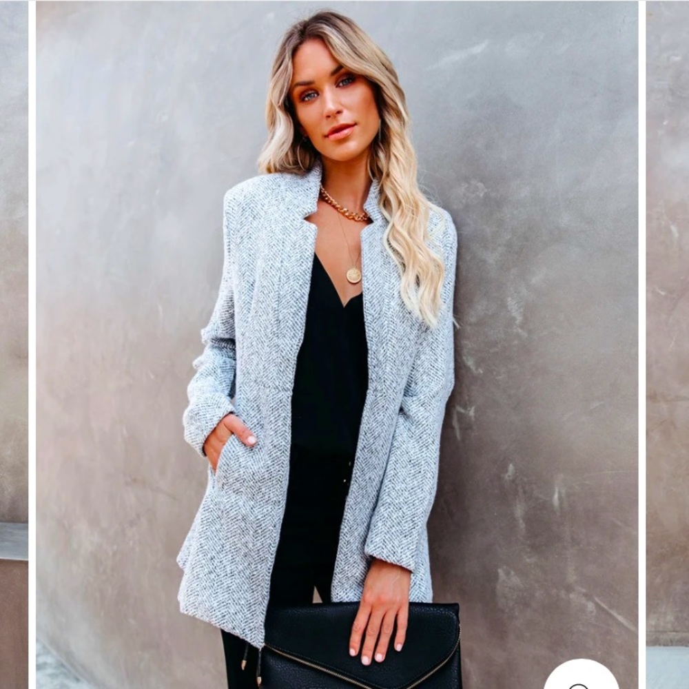 Vici Tayshia Pocketed Coat